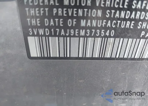 2014 Volkswagen Jetta 1.8T Se from USA, damaged, VIN 3VWD17AJ9EM373540